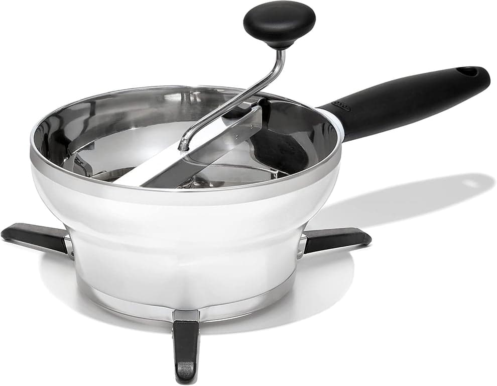 OXO Good Grips Molino de Alimentos de Acero Inoxidable + Prensa de Papas Ajustable 3 en 1 - vista alternativa