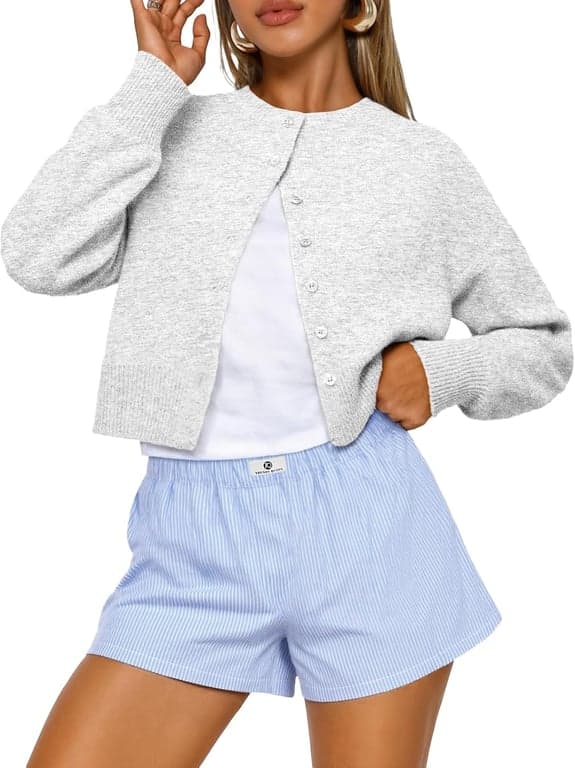 Suéteres cárdigan cortos Trendy Queen para mujer, ropa de moda de otoño 2026 | Tejido ligero con botones, prenda versátil para capas para otoño, primavera y oficina