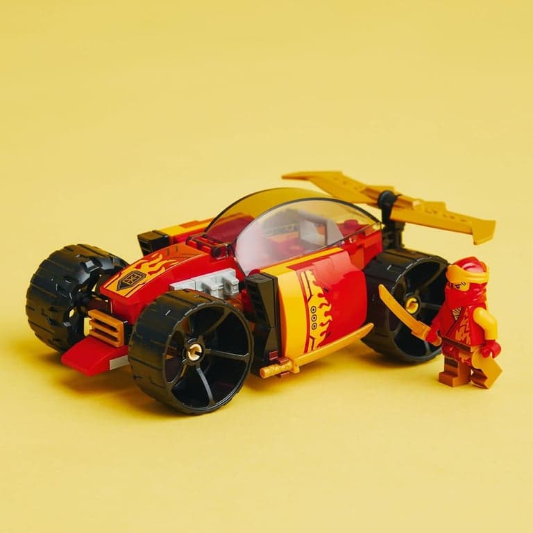 LEGO NINJAGO Coche de Carreras Ninja EVO de Kai, Set de Juguete de Construcción 2 en 1, Los Niños Pueden Construir un Vehículo Todoterreno o un de Carreras, Minifigura con Espadas de Juguete, Regalo para y Niñas de 6+ Años, 71780 - imagen 3