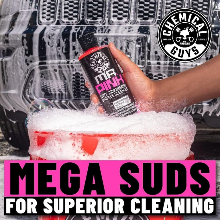 Chemical Guys, Jabón para lavado de autos Mr. Pink, Cañón de espuma y lavado con balde, 64 oz | Levanta la suciedad de la carretera con una fórmula resbaladiza de alto brillo que se enjuaga limpiamente, suave con la cera, el sellador y los recubrimientos cerámicos - vista alternativa