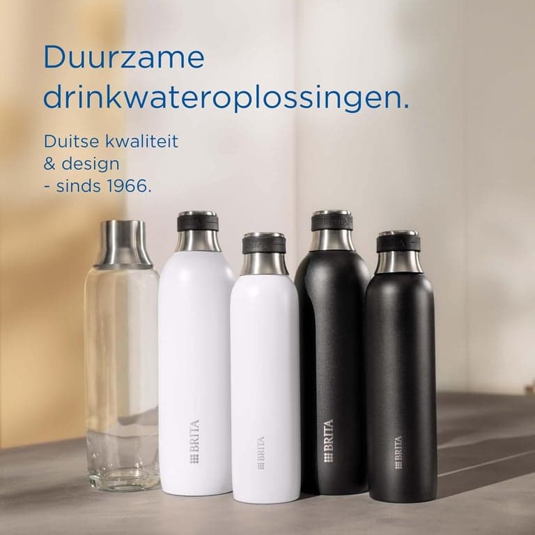 BRITA Botella de acero inoxidable negra para carbonatador de agua SodaTRIO [0.65 L] - de acero inoxidable premium aislada y de doble pared con elegante anillo de silicona en la tapa para un manejo antideslizante, pequeña - imagen 3