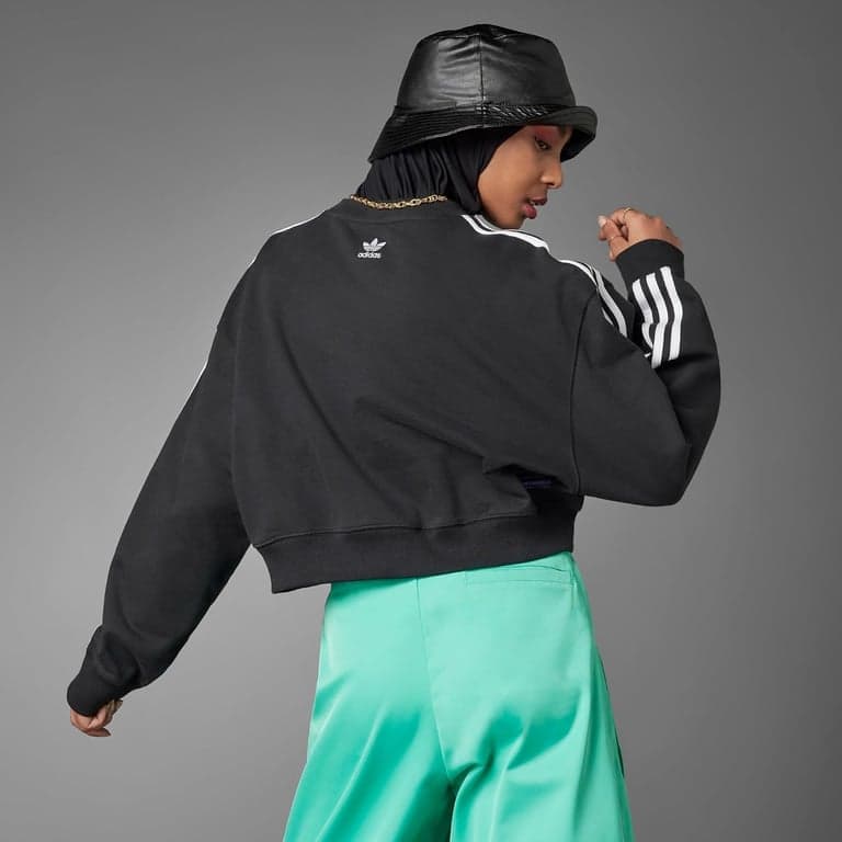 Adidas Women's Always Original Cropped Oversized Round Neck Sweatshirt, Black - imagen 2