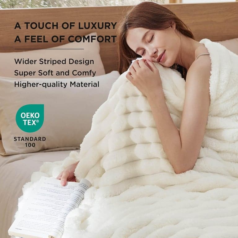 Bedsure Manta polar rosa para sofá y mantas tamaño Queen para cama, 90x90 pulgadas - imagen 4