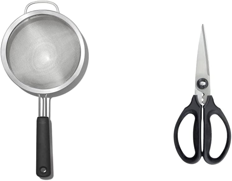 Colador de doble varilla OXO Good Grips de 8 pulgadas, negro y tijeras multiusos para cocina y hierbas