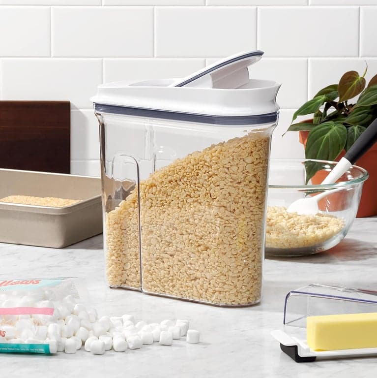 OXO Good Grips POP Dispensador de Cereal Hermético Juego de 3 Piezas, 3.4 Qt Cada Uno - imagen 6