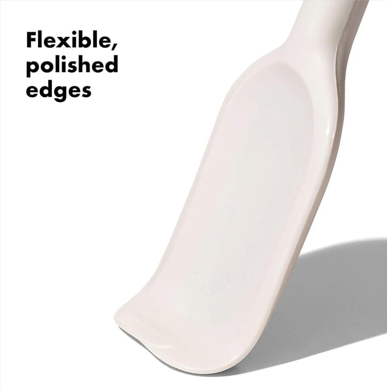 Juego de espátulas de silicona OXO Good Grips de 3 piezas y juego de tablas de cortar de plástico de 2 piezas - imagen 2